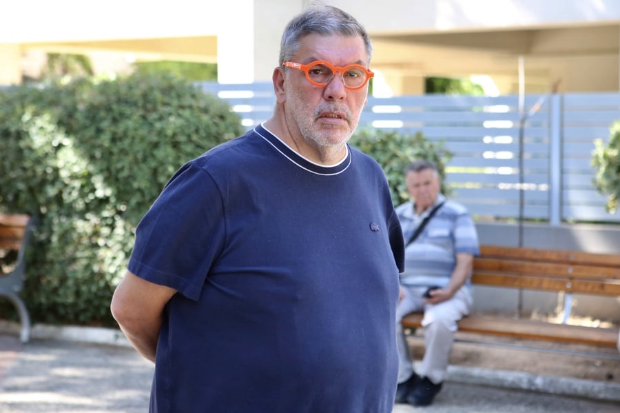 Κηδεία Στέλιου Ράμφου: Το τελευταίο αντίο στον συγγραφέα