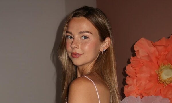 Η influencer Sydney Towle πέθανε στα 26 της μετά από μάχη με σπάνια μορφή καρκίνου