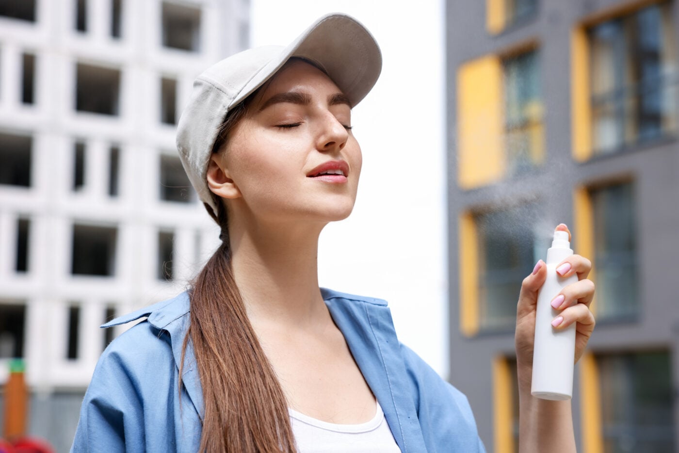 Anti-Pollution Skincare: Η ρύπανση γερνά την επιδερμίδα και οι λόγοι