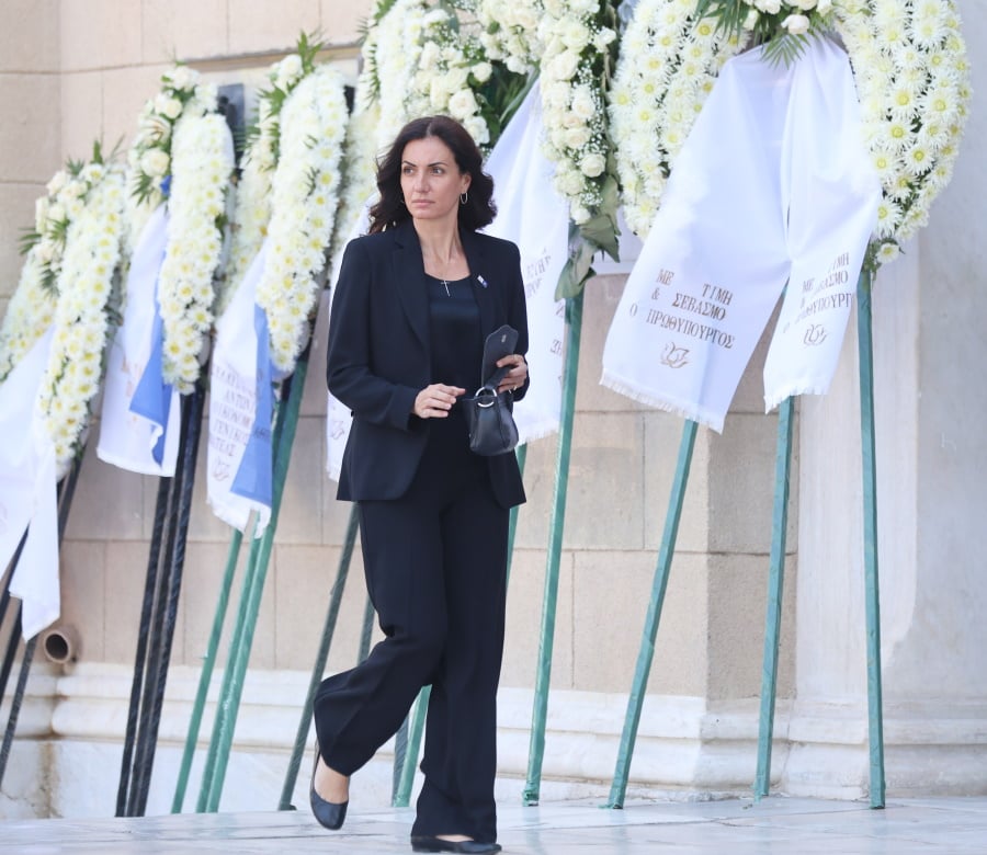 Γιάννης Βαρβιτσιώτης: Το τελευταίο αντίο στο ιστορικό στέλεχος της Νέας Δημοκρατίας και η οικογένειά του