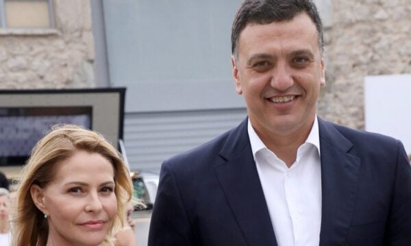 Τζένη Μπαλατσινού – Βασίλης Κικίλιας: Παραδοσιακό γλέντι στην Πάτμο με χορό