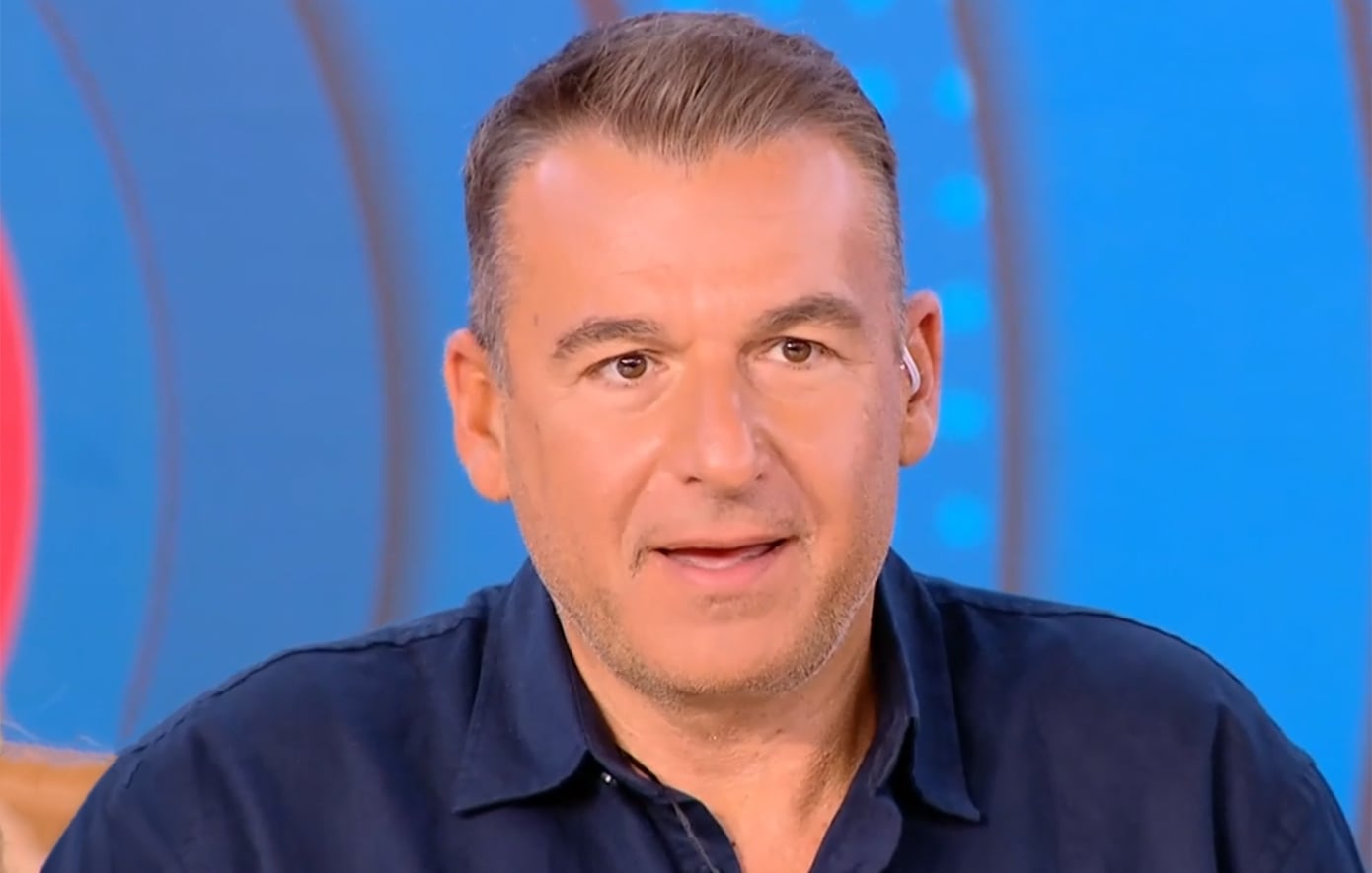 Ο Γιώργος Λιάγκας έγινε ψαράς και ζήτησε από τους τηλεθεατές να μην ψαρώνουν