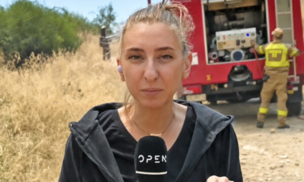 Μαρία Σιαμπάνου: Η εξήγηση για το νευρικό γέλιο μετά το viral βίντεο και οι αντιδράσεις