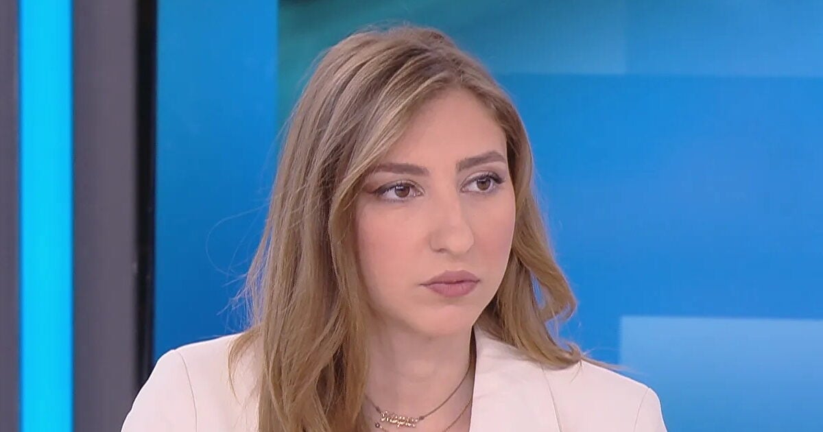 Μαρία Σιαμπάνου: Αυτόπτης μάρτυρας εξηγεί τι συνέβη τη στιγμή του viral γέλιου – «Θα το πω δημόσια για να το γνωρίζει ο κόσμος»