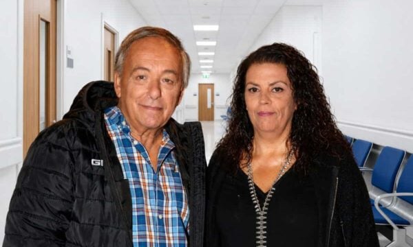 Μικρούτσικος: Το μικρόβιο που τον έχει γονατίσει και τα δάκρυα της Έλενας