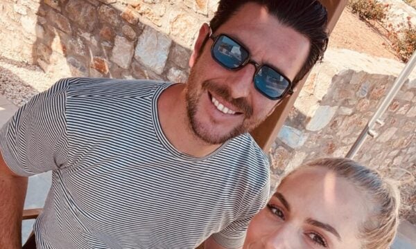 Ντορέττα Παπαδημητρίου – Γιώργος Γεροντιδάκης: Αποχαιρετούν το καλοκαίρι στα Κουφονήσια με φωτογραφίες