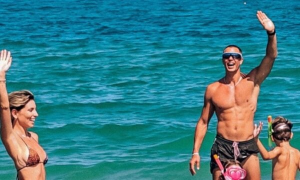 Αθηνά Οικονομάκου: Οικογενειακές διακοπές στην Ιταλία με τον Μπρούνο Τσερέλα και τα παιδιά της
