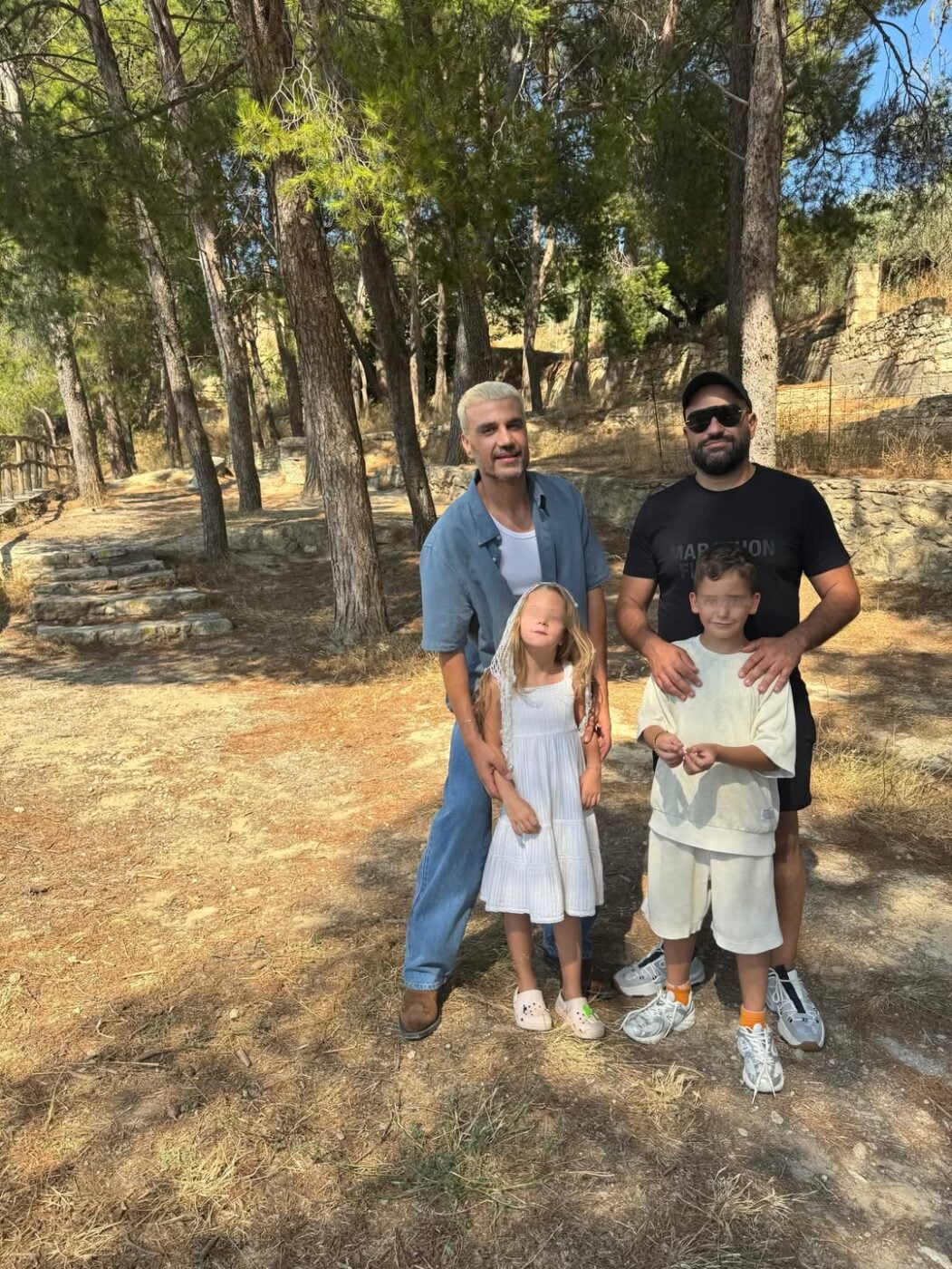 Παντελής Τουτουντζής – Νάσος Τσιβγούλης: Εξόρμηση με τα παιδιά τους στην Κρήτη – Φωτογραφίες