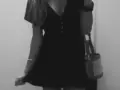 Στα 47 της: Η mirror selfie και το mini φόρεμα που έκλεψαν τις εντυπώσεις