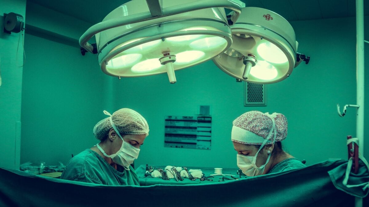 Δωρεά οργάνων: Η μεγάλη αύξηση και οι ελλείψεις στην Ελλάδα, όταν η απώλεια γίνεται ελπίδα