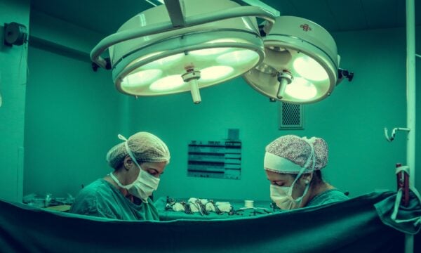 Δωρεά οργάνων: Η μεγάλη αύξηση και οι ελλείψεις στην Ελλάδα, όταν η απώλεια γίνεται ελπίδα