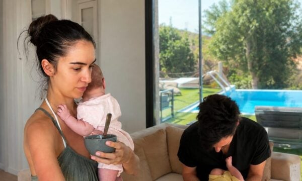 Άννα Πρέλεβιτς – Νικήτας Νομικός: Βίντεο από τις πρώτες διακοπές με τις δίδυμες κόρες τους