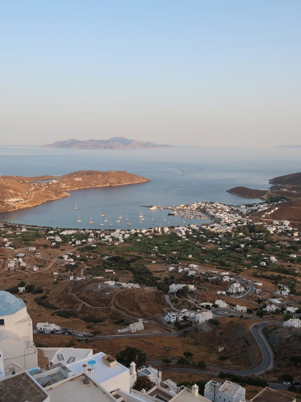 Γιώργος Καράβας – Ραφαέλα Ψαρρού: Οικογενειακές διακοπές στην Κύθνο