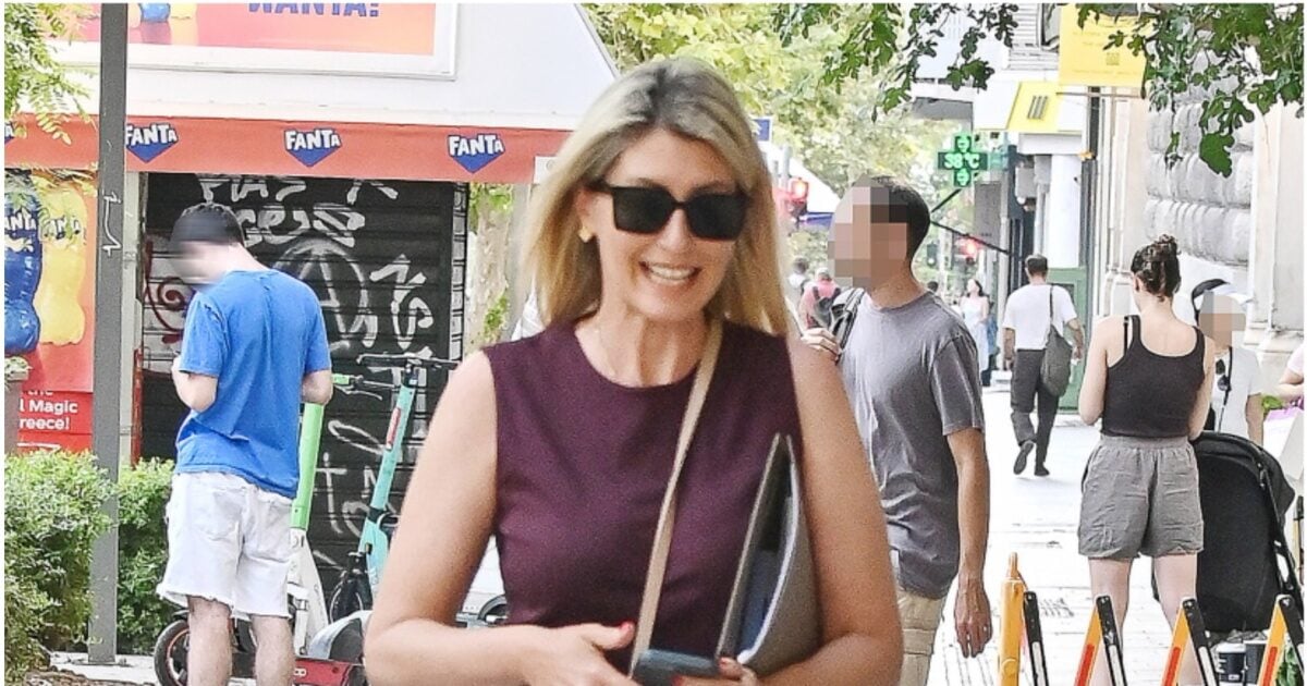 Σία Κοσιώνη: Βόλτα στην Αθήνα λίγο πριν το νέο τηλεοπτικό της ξεκίνημα – Φωτογραφίες