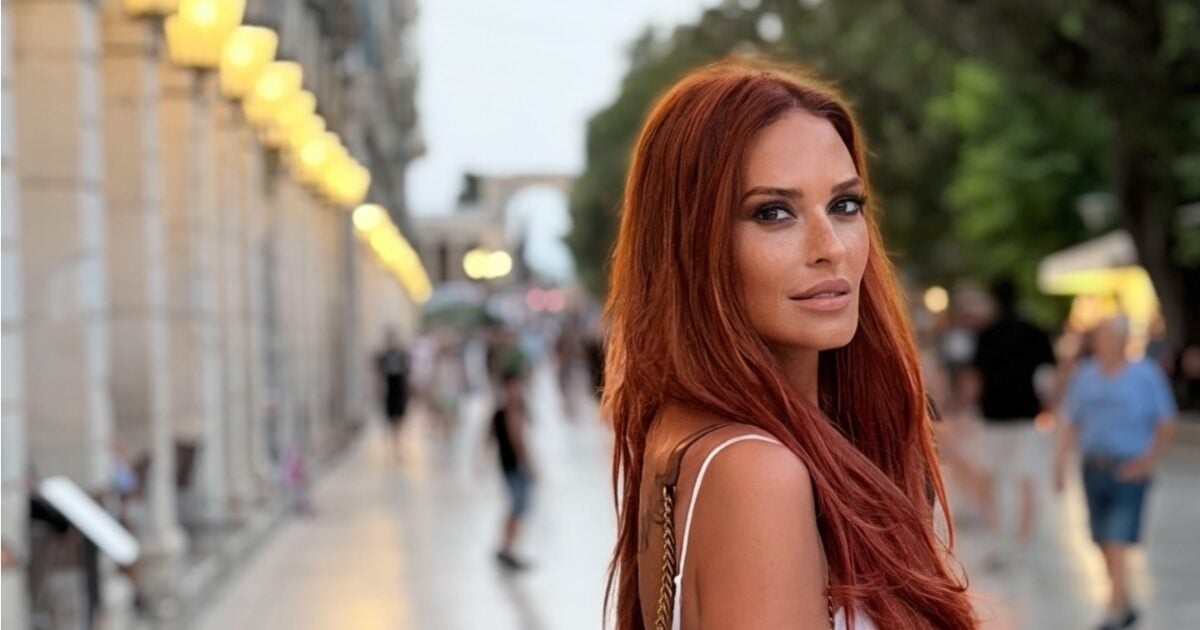 Σίσσυ Χρηστίδου: Βραδινή έξοδος στο εστιατόριο του συντρόφου της στην Κέρκυρα