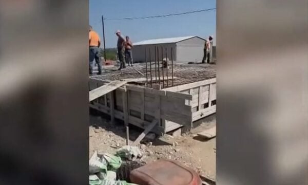 Σουφλί: Ντόπιοι χτίζουν σπίτι για να το δωρίσουν σε οικογένεια που θα εγκατασταθεί μόνιμα στην περιοχή