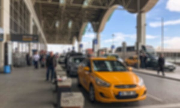Τα ακριβότερα αεροδρόμια στον κόσμο για ταξί: Πόσο κοστίζει η διαδρομή μέχρι το κέντρο