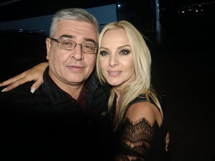 Κατερίνα Δαλάκα: Στο πλευρό του Θέμη Αμβροσιάδη και του Μάκη Αμβροσιάδη σε εκδήλωση στην Κατερίνη