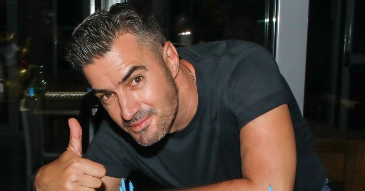 Γιάννης Τσιμιτσέλης: Σπάνιες φωτογραφίες με τον αδελφό του, Λάμπρο, και ευχές για τα γενέθλιά του