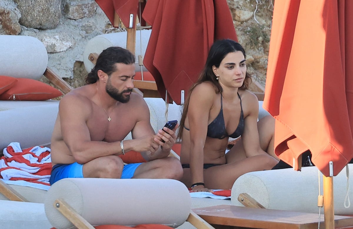 Κωνσταντίνος Βασάλος – Δανάη Βαρθολομάτου: Η δεύτερη ευκαιρία στη σχέση τους και το καλοκαίρι στα νησιά
