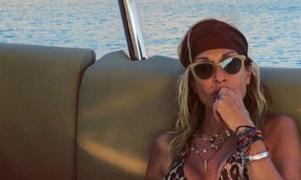 Άννα Βίσση σε γιοτ στο Αμάλφι: Η αντίδρασή της όταν Ελληνίδα την εντόπισε