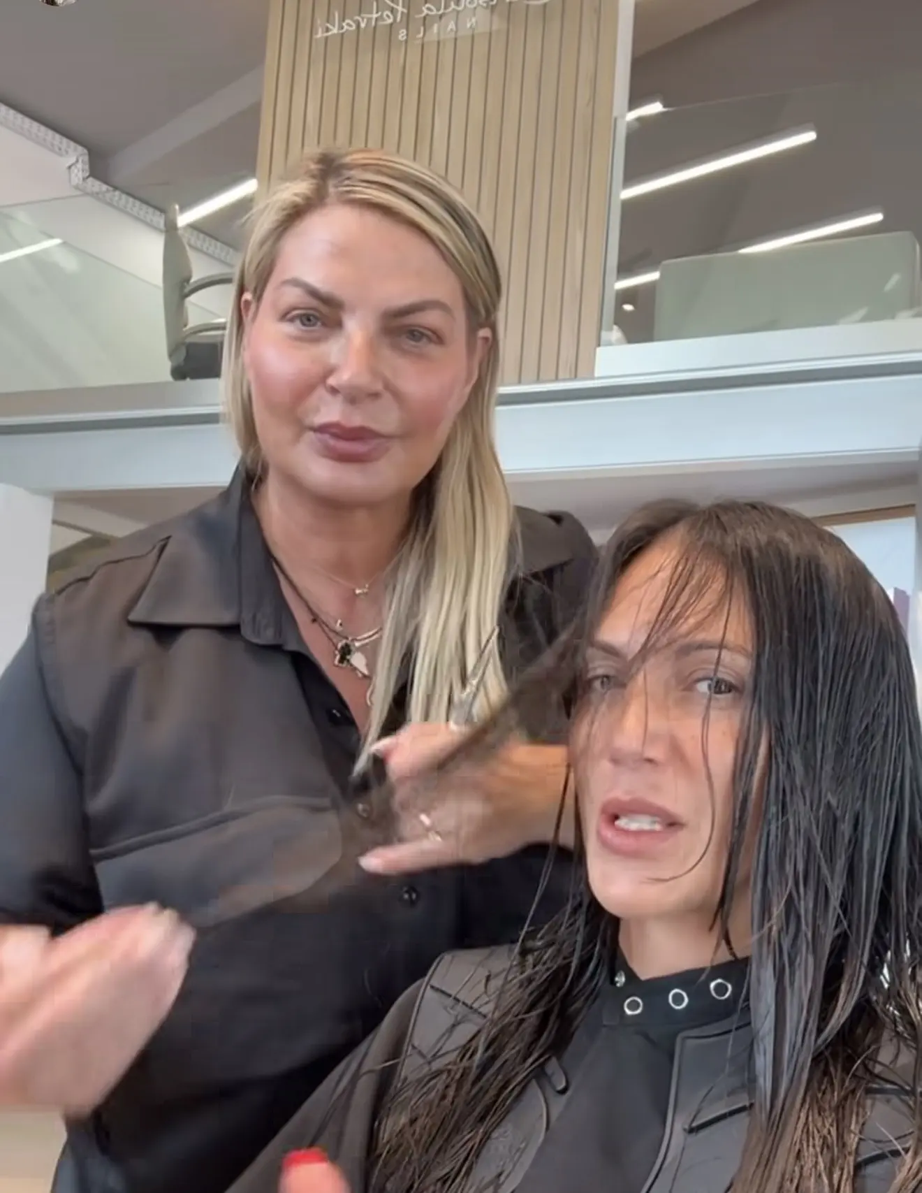 Ανθή Βούλγαρη: Η αλλαγή στο look πριν το κρίσιμο δικαστήριο και την πρεμιέρα της