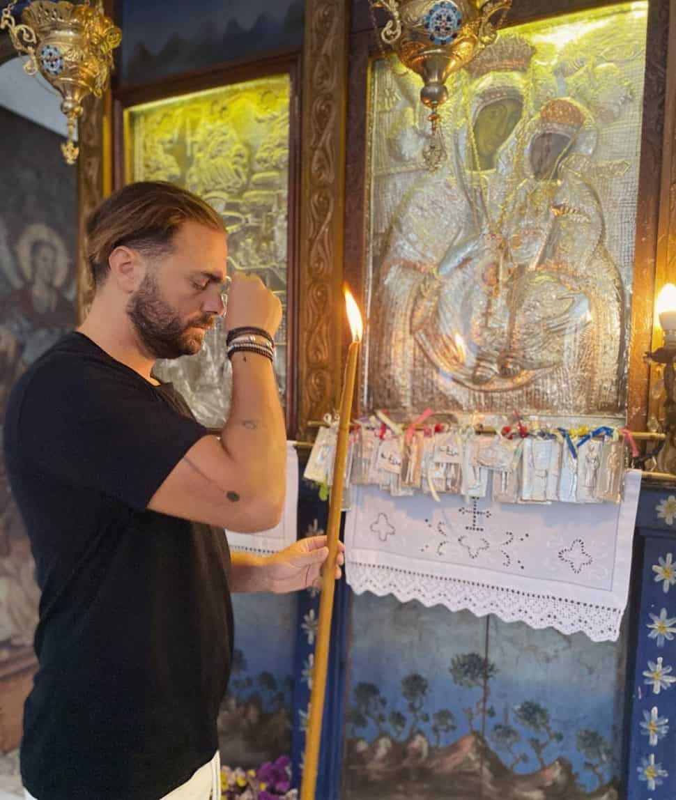 Παρουσιαστές, ηθοποιοί και αθλητές που έκαναν τάμα στη Μεγαλόχαρη: Πώς η πίστη τους στην Παναγία τους έσωσε