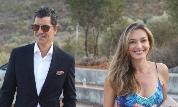 Σάκης Ρουβάς: Νέα φωτογραφία με την Κάτια Ζυγούλη από τη Σίφνο