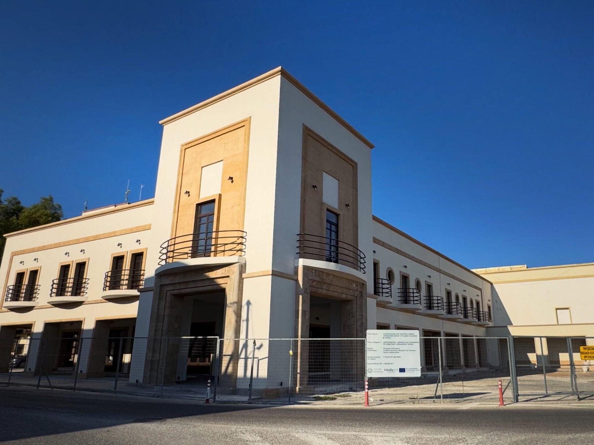 Λέρος και ανεκμετάλλευτες δυνατότητες: Λίγη ιστορία