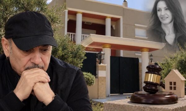 Νότης Σφακιανάκης: Βγάζει στο «σφυρί» τη βίλα στη Βάρκιζα 10 μήνες μετά τον θάνατο της γυναίκας του