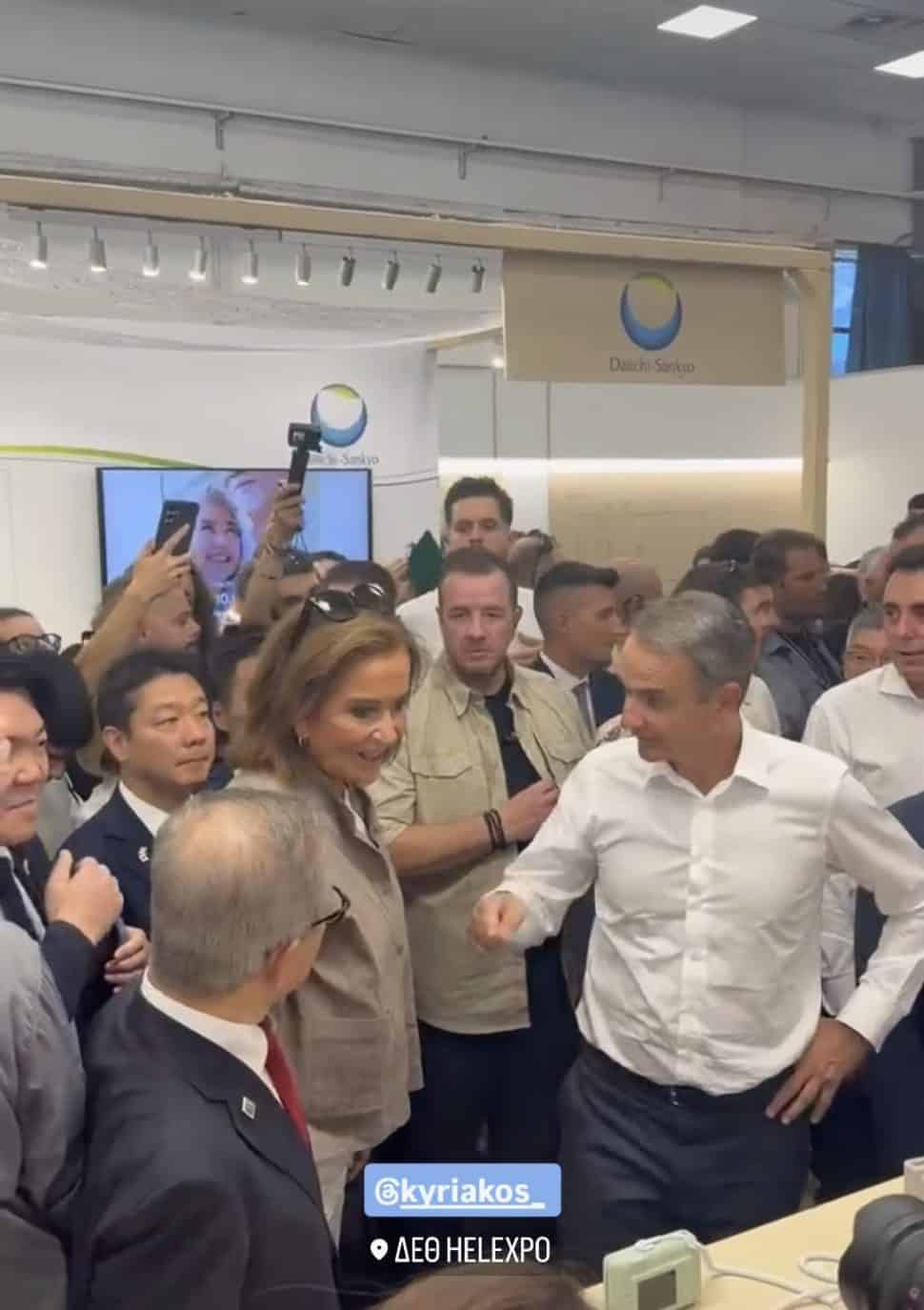 Ντόρα Μπακογιάννη: Εμφανίστηκε στη ΔΕΘ χθες και μίλησε για τον καρκίνο