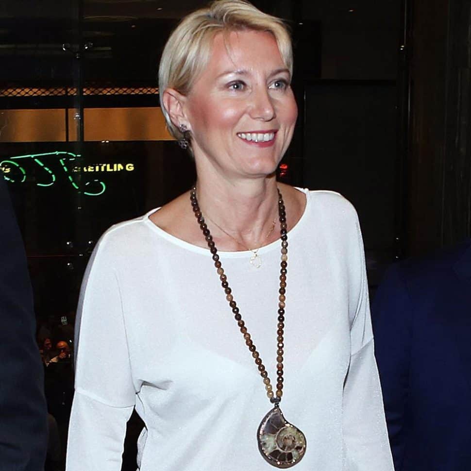 Μύκονος: Η Παζαΐτη με άλλη παρέα και η απουσία του Καραμανλή που συζητήθηκε – Τι συμβαίνει με τον γάμο τους (βίντεο)