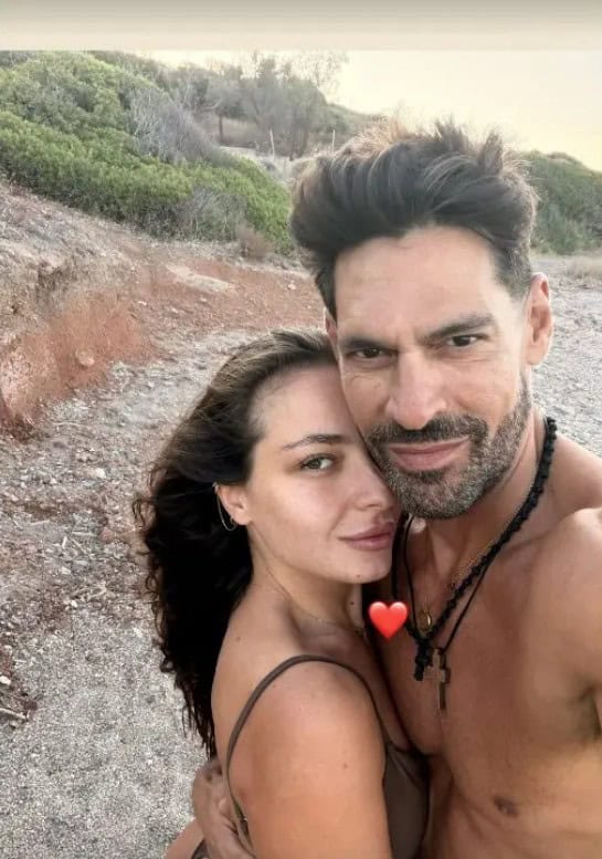Νέος έρωτας του Σπαλιάρα: 26χρονη καλλονή που ζει εκτός Ελλάδας – Όλο το παρασκήνιο της γνωριμίας τους
