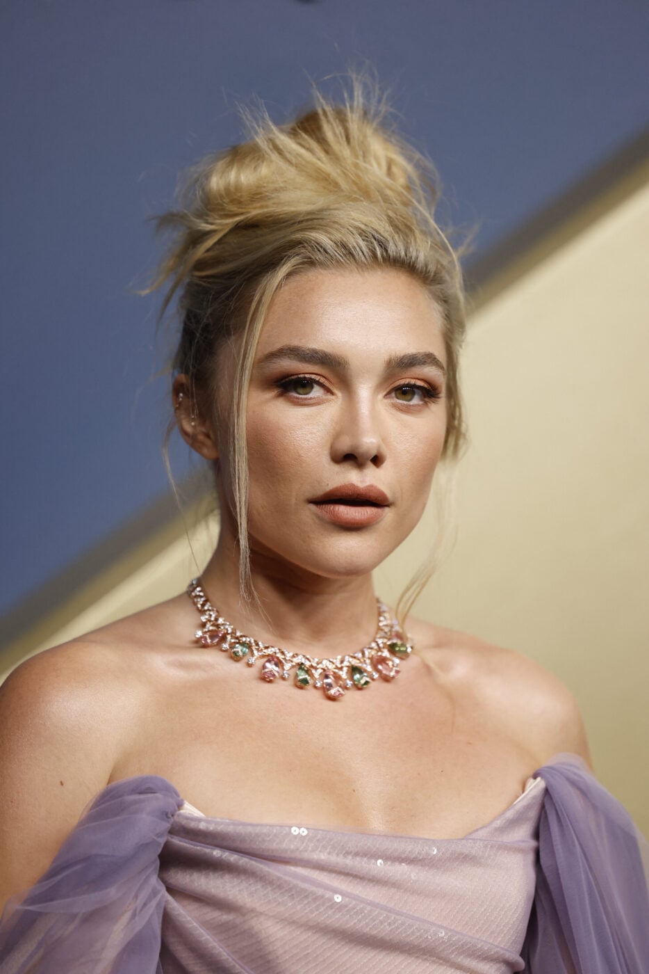 Emmy Awards: Τα beauty looks στο κόκκινο χαλί