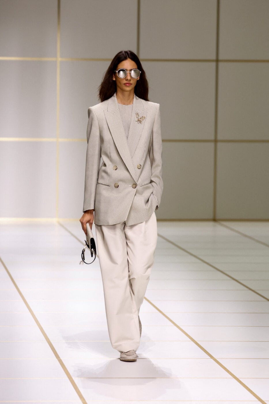 Giorgio Armani SS27: Η συλλογή του Μιλάνου που εντυπωσιάζει χωρίς υπερβολές