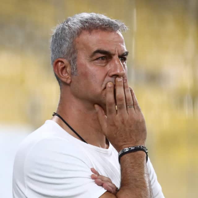 Η νέα ζωή του Τραϊανού Δέλλα 104 μέρες μετά τον θάνατο της Γωγώς: Νέα γυναίκα στη ζωή του; Ποια είναι εκείνη που στέκεται «βράχος» δίπλα του