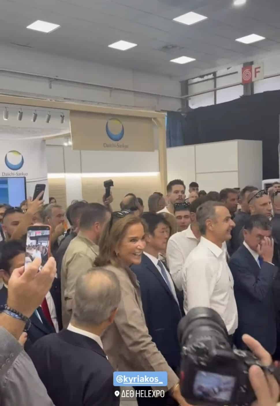 Ντόρα Μπακογιάννη: Εμφανίστηκε στη ΔΕΘ χθες και μίλησε για τον καρκίνο