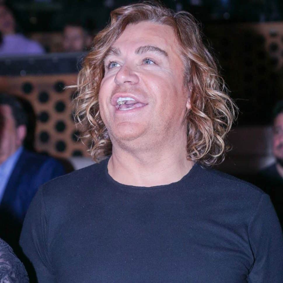 Τρύφωνας Σαμαράς: Ποιος τον κατηγορεί ότι έκλεψε γυαλιά στη Μύκονο – Το βίντεο και η απάντησή του