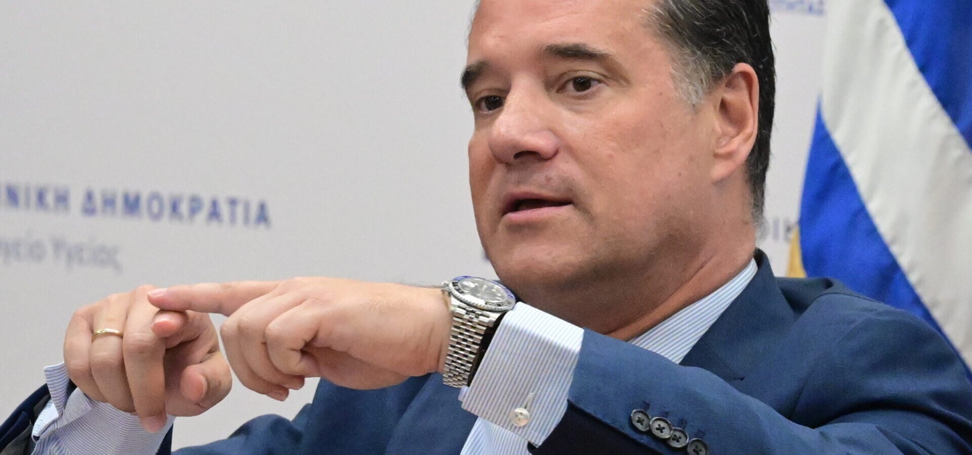 Άδωνις Γεωργιάδης: Θετικός στις αιμοκαθάρσεις σε ξενοδοχεία