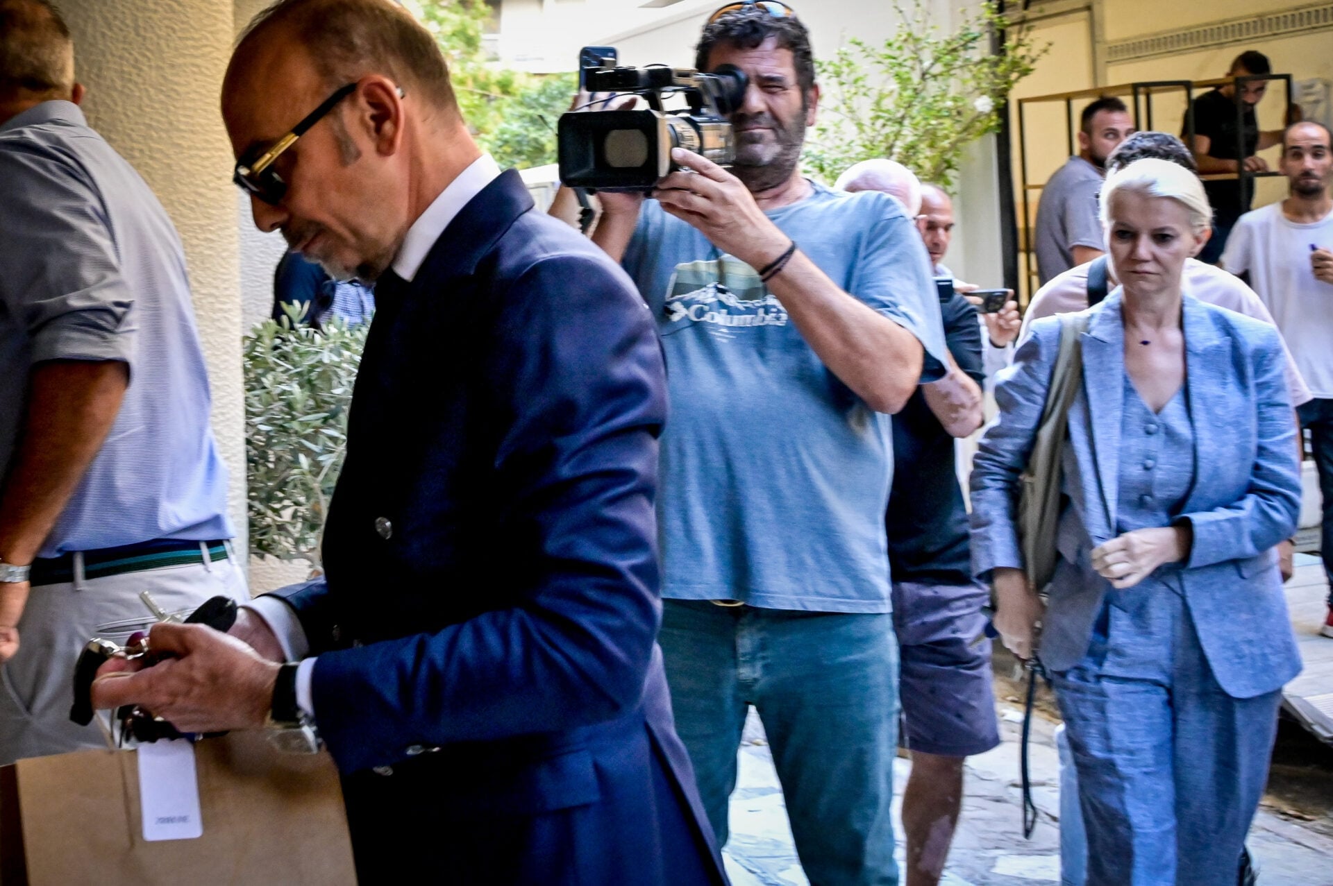 Μαζωνάκης: Η χλιδάτη ζωή του μεγαλογιατρού «Dr. Ilias» και οι καταγγελίες για το ιατρείο στο Κολωνάκι