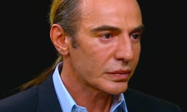 John Galliano: Η ακύρωση της έκθεσής του στο Met, η Anna Wintour και τι συνέβη