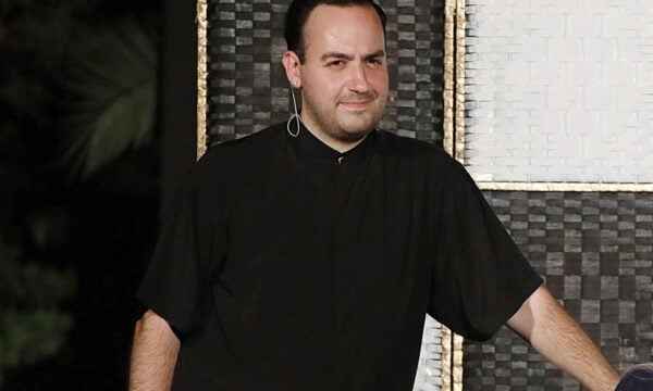 Μαυρίκιος Μαυρικίου: Στο νοσοκομείο