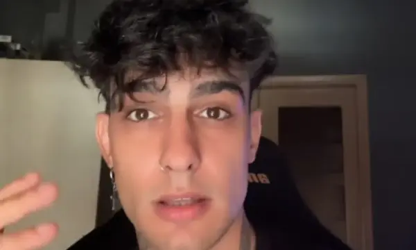 Νίκος Μπάρκουλης: Αντιδρά για βίντεο στο YouTube με φωτογραφία του πατέρα του – «Θα τρελαθώ»