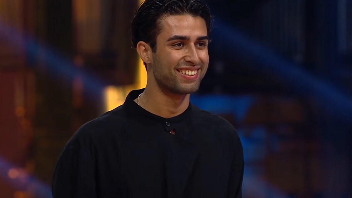 GNTM 7: Η ιστορία του Σαγιάν που έφυγε στα 13 του από το Ιράν με τη μητέρα του και ήρθαν από την Τουρκία με τα πόδια
