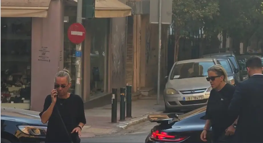 Γιώργος Μαζωνάκης: Οι αδελφές του στο ΑΤ Κυψέλης – Εξετάζουν νομικές ενέργειες κατά των δύο γιατρών