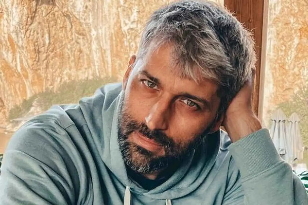 Αλέξης Παππάς: Στο νοσοκομείο ο ηθοποιός – Η φωτογραφία από το ΚΑΤ που ανησύχησε τους followers