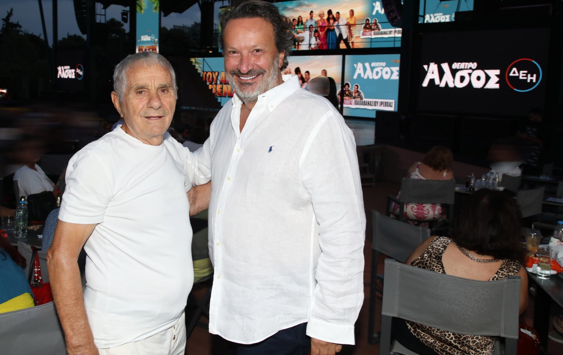 Γερονικολού: Οι τούρτες έκπληξη, οι λαμπερές παρουσίες στο Άλσος και τα φιλιά Γεωργούλη – Σταυροπούλου