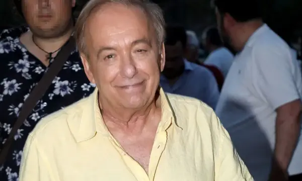 Ανδρέας Μικρούτσικος: «Δεν έχω λεφτά για πετρέλαιο» – Πώς θα περάσει τον χειμώνα με τζάκι και λίγο ρεύμα