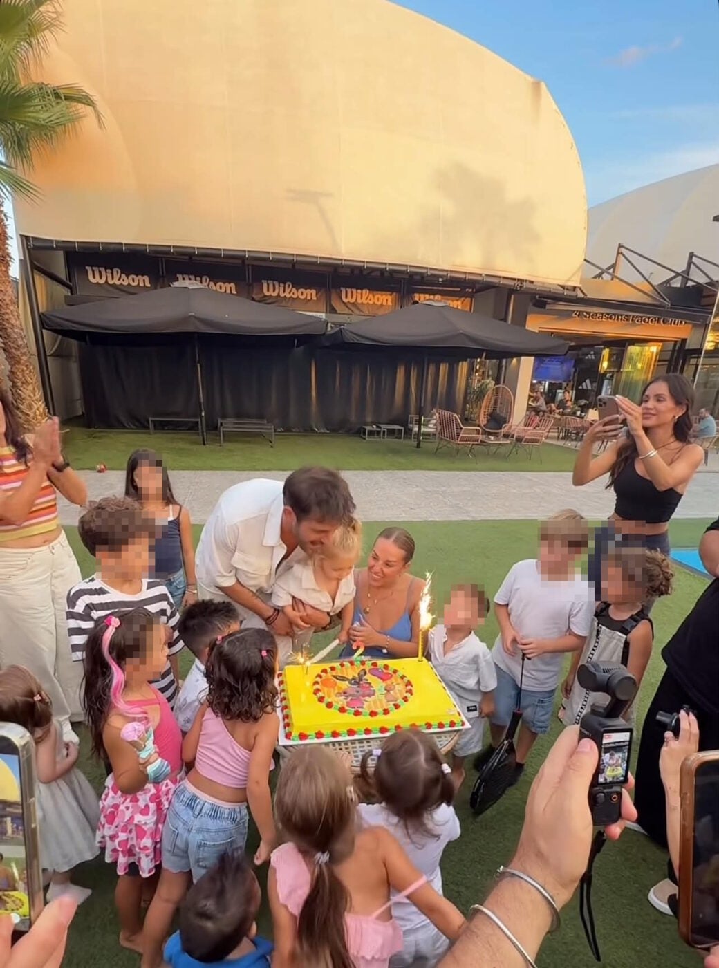Ανδρομάχη – Γιώργος Λιβάνης: Πάρτι για τα 2α γενέθλια του γιου τους, Γεράσιμου – Φωτογραφίες