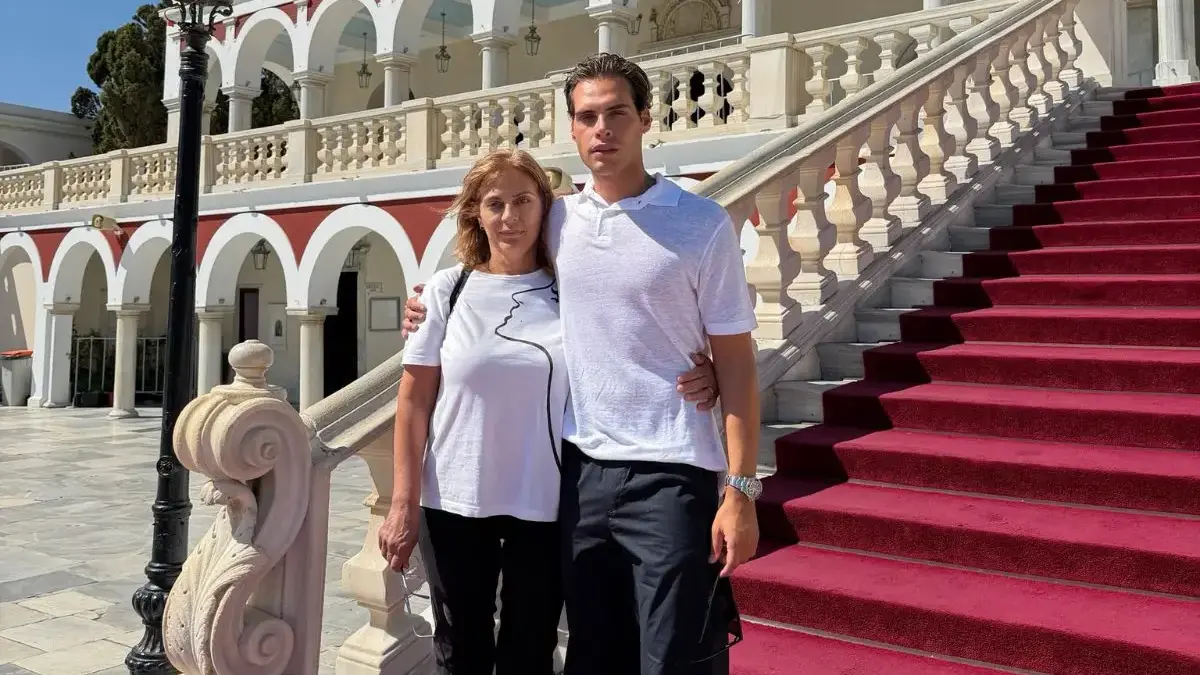 Ο Ανέστης Ευαγγελόπουλος στην Παναγιά της Τήνου